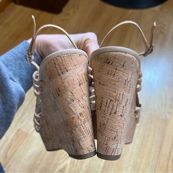 Franco Sarto Tan/ Beige Leather  Sarto Shoes Sombre Wedge Sandals Size 9M - Picture 9 of 13